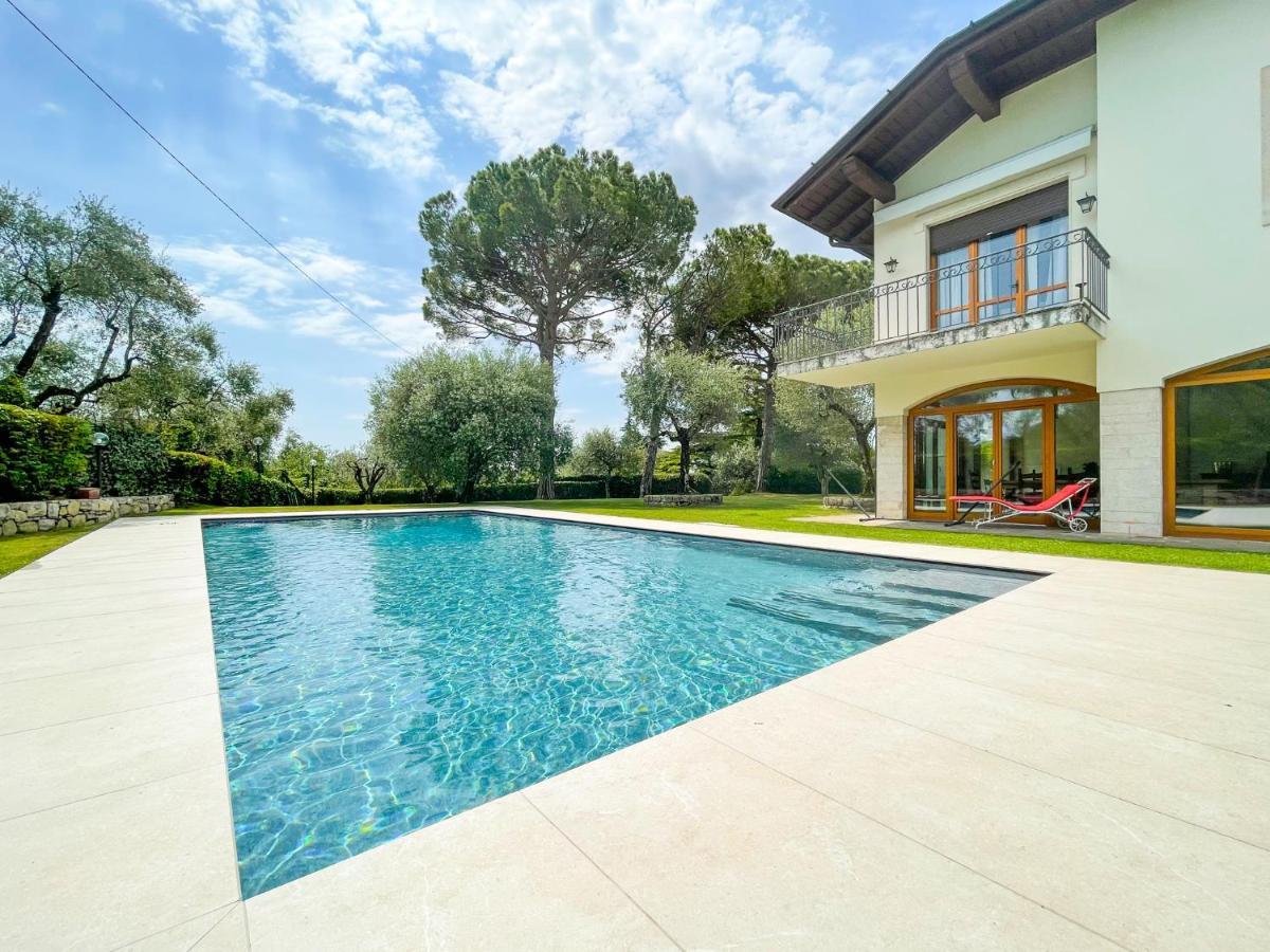 Villa Antonio San Felice del Benaco Luaran gambar