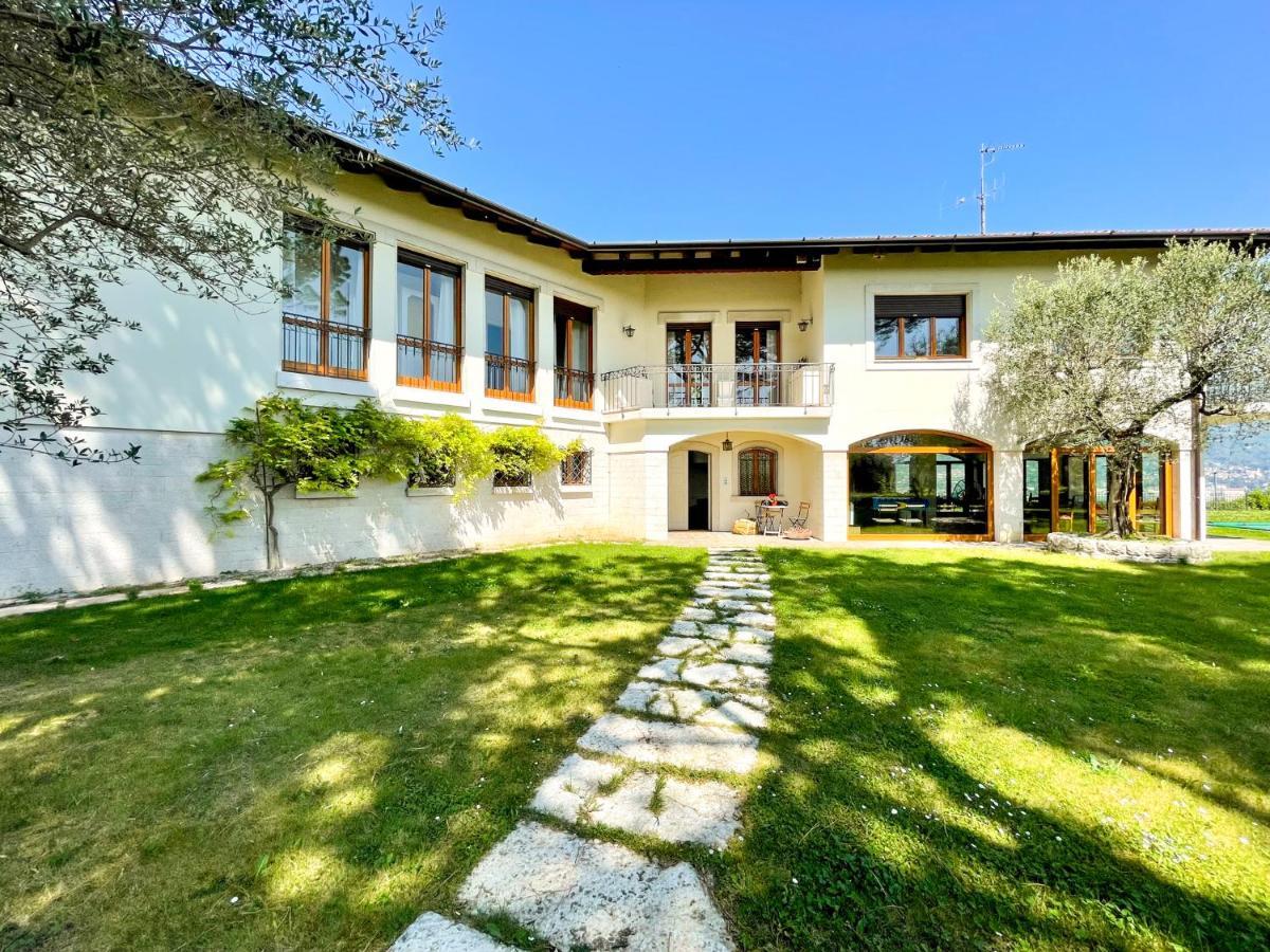 Villa Antonio San Felice del Benaco Luaran gambar