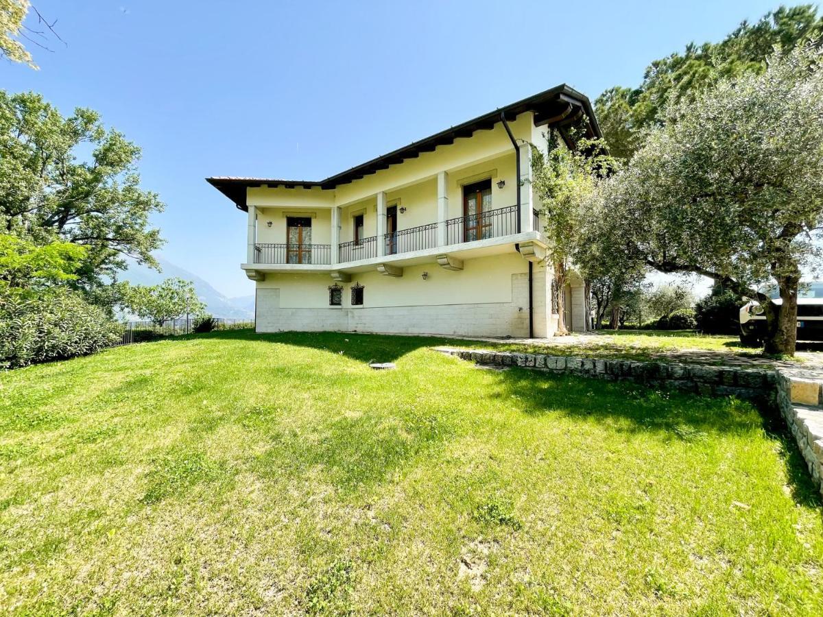 Villa Antonio San Felice del Benaco Luaran gambar