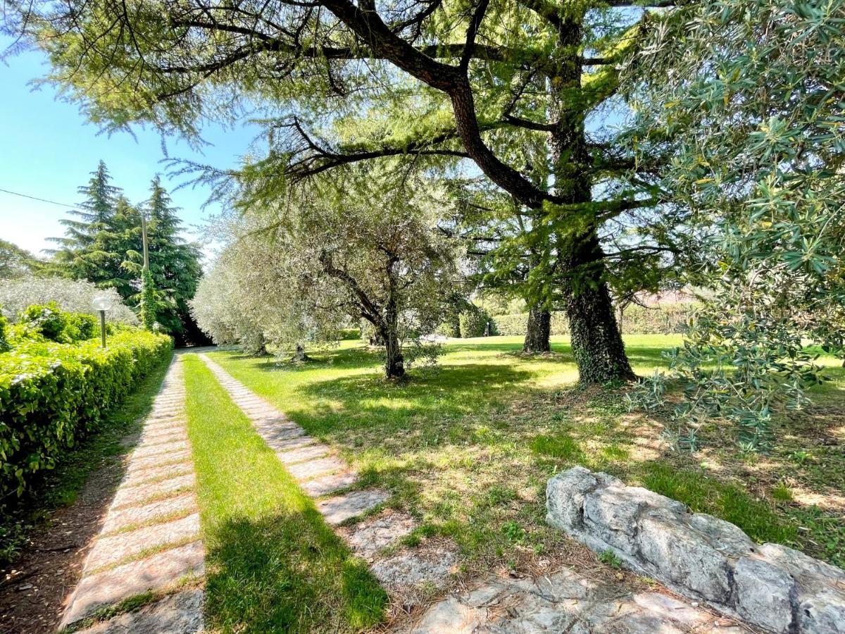 Villa Antonio San Felice del Benaco Luaran gambar